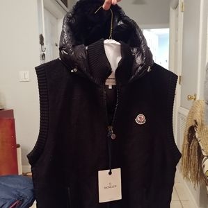 Hooded Sweater Vest